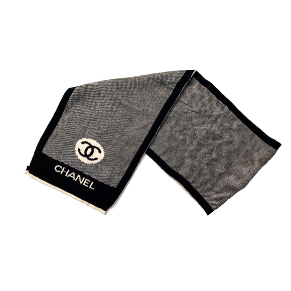 Vintage CHANEL Gray, Black, Ivory 100% Cashmere Wool Reversible Knit Scarf - Picture 1 of 16